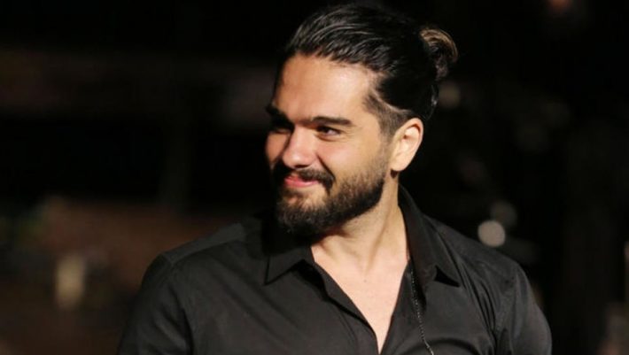 Το τηλεφώνημα στον Χρήστο Μάστορα από το Μέγαρο Μαξίμου Το τηλεφώνημα στον Χρήστο Μάστορα από το Μέγαρο Μαξίμου