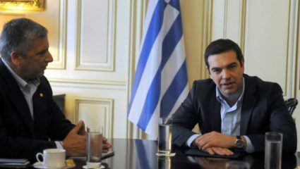 Πατούλης εναντίον Τσίπρα: «Ντροπή» Πατούλης εναντίον Τσίπρα: «Ντροπή»
