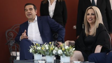 Κράτησε αποστάσεις από τον Αλέξη η Φώφη Κράτησε αποστάσεις από τον Αλέξη η Φώφη
