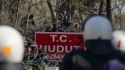 Τούρκοι συνέλαβαν δημοσιογράφο του Mega Τούρκοι συνέλαβαν δημοσιογράφο του Mega