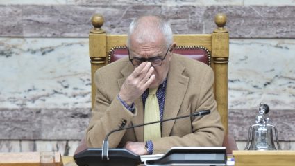 Οι γκέλες του Κακλαμάνη με τον πρωθυπουργό Οι γκέλες του Κακλαμάνη με τον πρωθυπουργό