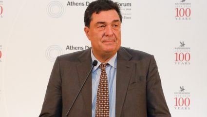 Θύμα του κορωνοϊού και ο Αλέξης Παπαχελάς Θύμα του κορωνοϊού και ο Αλέξης Παπαχελάς