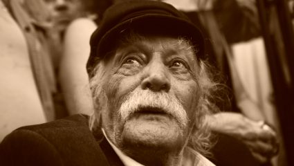 «Έφυγε» ο μεγάλος ο Μανώλης Γλέζος «Έφυγε» ο μεγάλος ο Μανώλης Γλέζος