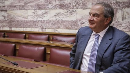 Ο κορωνοϊός, ο Καραμανλής και… το Playstation Ο κορωνοϊός, ο Καραμανλής και… το Playstation