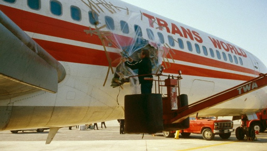 Όταν τρομοκράτες ανατίναξαν το Boeing 727 της πτήσης 840