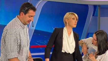Σάρωσαν τα πάντα Σία Κοσιώνη – ΣΚΑΪ Σάρωσαν τα πάντα Σία Κοσιώνη – ΣΚΑΪ