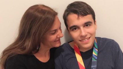 Μπράβο, πρωθυπουργέ! Επικοινωνία Μητσοτάκη με μητέρα παιδιού με αυτισμό Μπράβο, πρωθυπουργέ! Επικοινωνία Μητσοτάκη με μητέρα παιδιού με αυτισμό