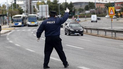 Απαγόρευση κυκλοφορίας: Ντροπιαστικά τα νούμερα των παραβάσεων των Ελλήνων Απαγόρευση κυκλοφορίας: Ντροπιαστικά τα νούμερα των παραβάσεων των Ελλήνων
