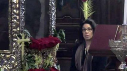Προκλητική συμπεριφορά: Δήμαρχος πήγε εκκλησία παρά την απαγόρευση Προκλητική συμπεριφορά: Δήμαρχος πήγε εκκλησία παρά την απαγόρευση