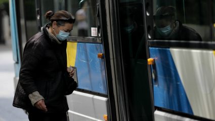 Οι διαφωνίες για την χρήση μάσκας – Πότε γίνεται επικίνδυνη Οι διαφωνίες για την χρήση μάσκας – Πότε γίνεται επικίνδυνη
