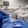 Η τελευταία λύση: Μολύνουν εθελοντές με κορωνοϊό επί πληρωμή Η τελευταία λύση: Μολύνουν εθελοντές με κορωνοϊό επί πληρωμή