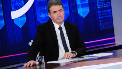 Ενοχλημένος ο Χρυσοχοΐδης… Ενοχλημένος ο Χρυσοχοΐδης…