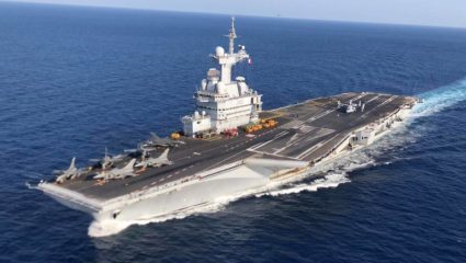 Στα σχοινιά ο Ερντογάν: Άγριο σφυροκόπημα της γαλλικής πολεμικής μηχανής στην Τουρκία Στα σχοινιά ο Ερντογάν: Άγριο σφυροκόπημα της γαλλικής πολεμικής μηχανής στην Τουρκία