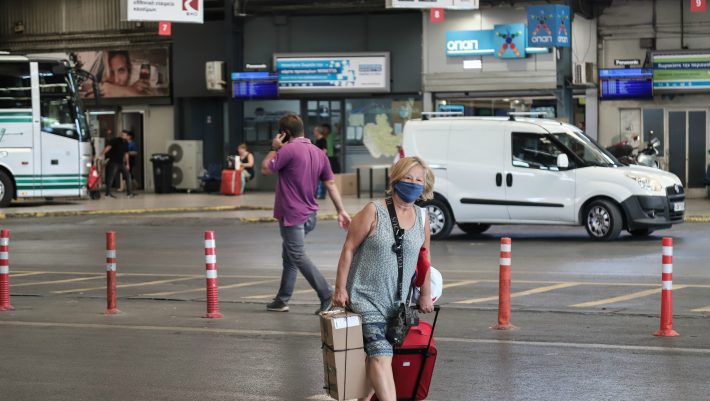Κορωνοϊός: Οι αριθμοί που αποτυπώνουν την σκληρή αλήθεια για την πορεία του ιού Κορωνοϊός: Οι αριθμοί που αποτυπώνουν την σκληρή αλήθεια για την πορεία του ιού