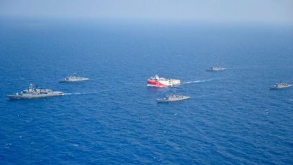«Ανοίξτε πυρ»: Θέμα χρόνου η σύρραξη στο Αιγαίο «Ανοίξτε πυρ»: Θέμα χρόνου η σύρραξη στο Αιγαίο