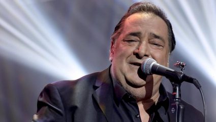 Τα παράτησε όλα: Το νέο επάγγελμα του Βασίλη Καρρά που σταμάτησε το τραγούδι (Vid) Τα παράτησε όλα: Το νέο επάγγελμα του Βασίλη Καρρά που σταμάτησε το τραγούδι (Vid)
