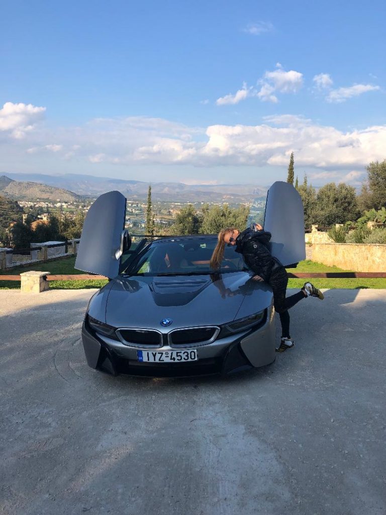 Έχουμε SupercarBlondie στην Ελλάδα; (Pics) - Dailymedia & News