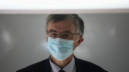«Θρίλερ» με την κατάσταση της υγείας του Σωτήρη Τσιόδρα – Η νέα θεωρία συνωμοσίας «Θρίλερ» με την κατάσταση της υγείας του Σωτήρη Τσιόδρα – Η νέα θεωρία συνωμοσίας