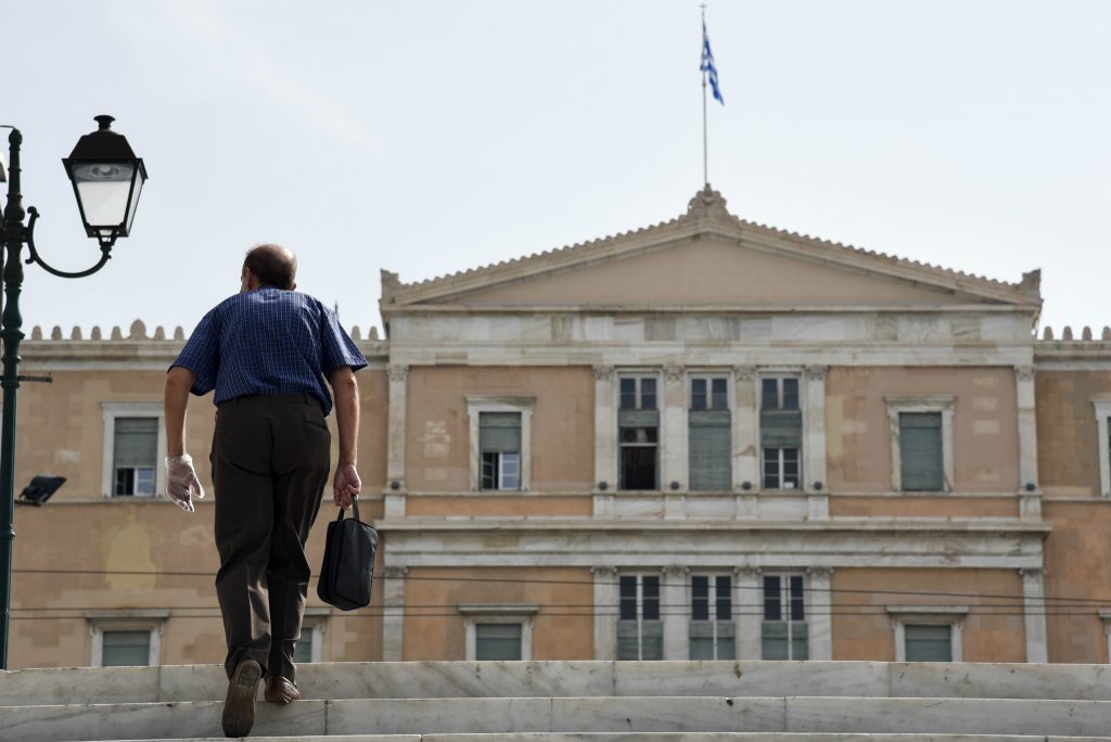 Ο κύβος ερρίφθη: Τα νέα μέτρα που έρχονται στην Αθήνα από Δευτέρα