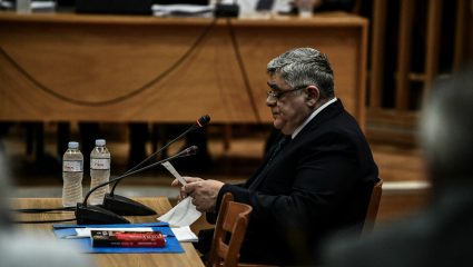 Χρυσή Αυγή – εισαγγελική πρόταση: 13 χρόνια στους πρώην βουλευτές, ισόβια στον Ρουπακιά Χρυσή Αυγή – εισαγγελική πρόταση: 13 χρόνια στους πρώην βουλευτές, ισόβια στον Ρουπακιά