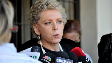 Η Ακρίτα αποκαλύπτει: «Αυτός ο τεράστιος τραγουδιστής δώρισε δύο ΜΕΘ σε νοσοκομείο» Η Ακρίτα αποκαλύπτει: «Αυτός ο τεράστιος τραγουδιστής δώρισε δύο ΜΕΘ σε νοσοκομείο»