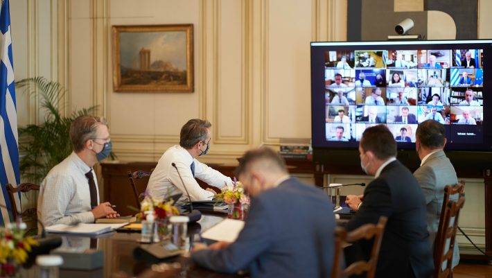 Νέα δημοσκόπηση: Αυτός είναι ο πιο δημοφιλής υπουργός της κυβέρνησης Νέα δημοσκόπηση: Αυτός είναι ο πιο δημοφιλής υπουργός της κυβέρνησης