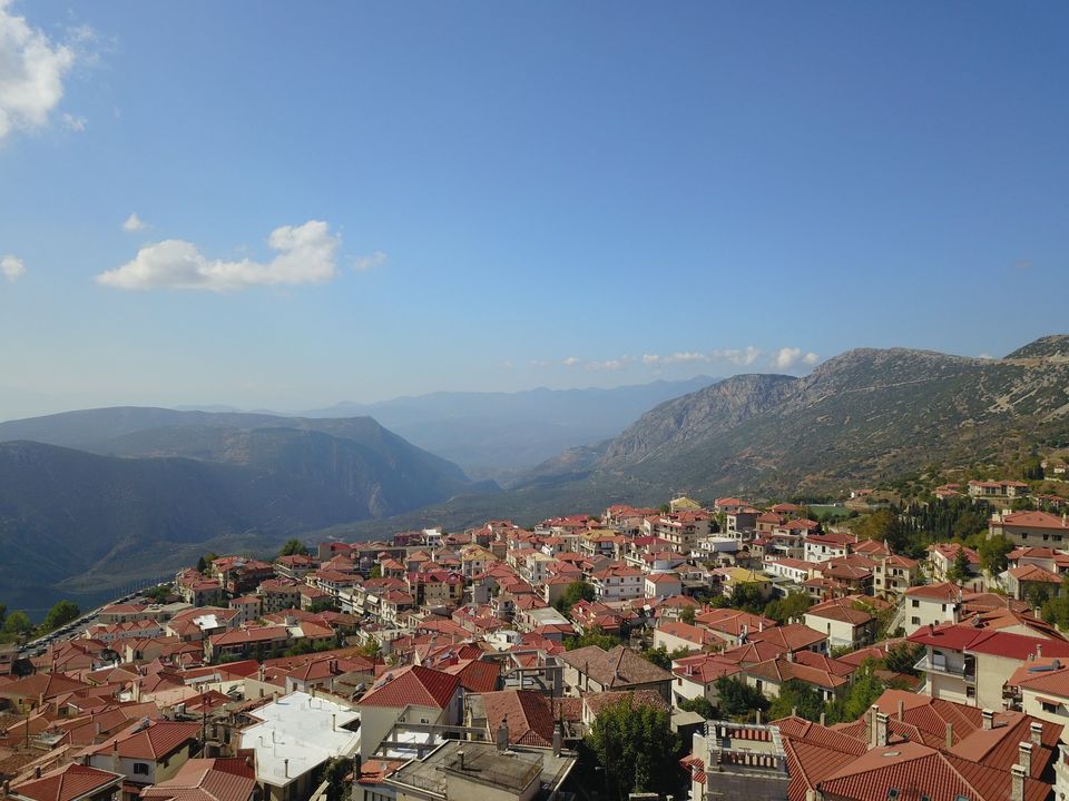 Νοίκια στα ύψη, πρωτοφανής ζήτηση: Το ελληνικό χωριό που βγάζει τρελά λεφτά λόγω covid
