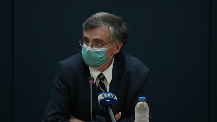 «Είναι αδύνατον αυτή την στιγμή...»: Γιατί όλοι μιλούν γι' αυτήν την φράση Τσιόδρα «Είναι αδύνατον αυτή την στιγμή...»: Γιατί όλοι μιλούν γι' αυτήν την φράση Τσιόδρα