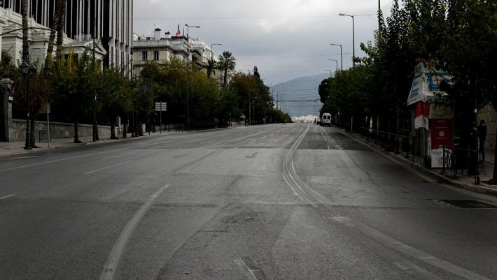 Όλα δείχνουν παράταση του lockdown Όλα δείχνουν παράταση του lockdown