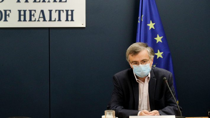 Γιατί ο Τσιόδρας πρέπει να βγει και να μιλήσει Γιατί ο Τσιόδρας πρέπει να βγει και να μιλήσει