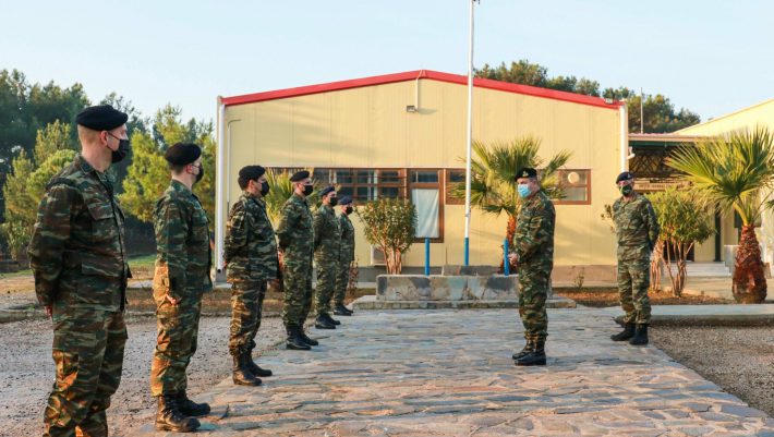Ψυχρολουσία για χιλιάδες φαντάρους: Πόσο αυξάνεται η θητεία στον στρατό Ψυχρολουσία για χιλιάδες φαντάρους: Πόσο αυξάνεται η θητεία στον στρατό