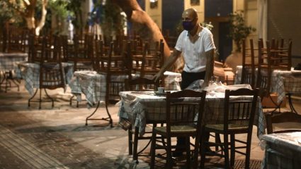 Ημερομηνία που «παγώνει» τη χώρα – Πότε θα ανοίξει η εστίαση Ημερομηνία που «παγώνει» τη χώρα – Πότε θα ανοίξει η εστίαση