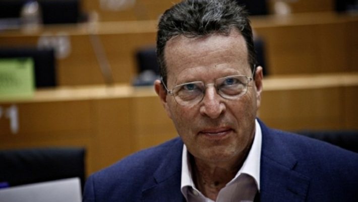 Ο Κύρτσος έπαθε... Τσίπρα και κάνει αντιπολίτευση στην κυβέρνηση για τους αστυνομικούς Ο Κύρτσος έπαθε... Τσίπρα και κάνει αντιπολίτευση στην κυβέρνηση για τους αστυνομικούς