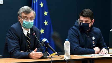 «Άγριος καβγάς Τσιόδρα – Χαρδαλιά»: Η αλήθεια για τις σχέσεις τους σήμερα «Άγριος καβγάς Τσιόδρα – Χαρδαλιά»: Η αλήθεια για τις σχέσεις τους σήμερα