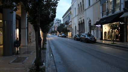 Ποιες περιοχές οδηγούνται σε lockdown μέσα στο καλοκαίρι Ποιες περιοχές οδηγούνται σε lockdown μέσα στο καλοκαίρι