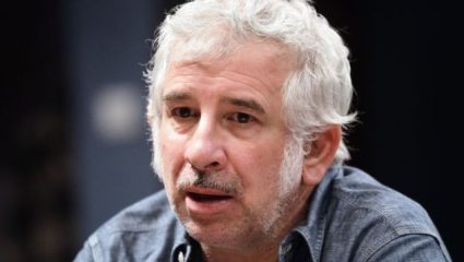 Μετά τον Φιλιππίδη: Οι 3 γνωστοί ηθοποιοί που βρίσκονται στο στόχαστρο Μετά τον Φιλιππίδη: Οι 3 γνωστοί ηθοποιοί που βρίσκονται στο στόχαστρο