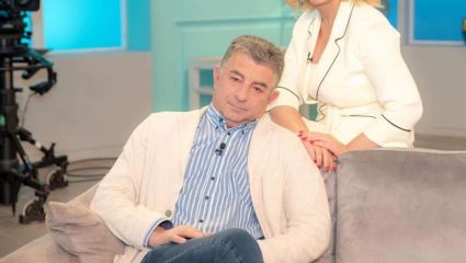 «Γι’ αυτό μπήκα στη λίστα τους»: Το ανατριχιαστικά προφητικό άρθρο του Γιώργου Καραϊβάζ που ξεσκονίζουν οι αρχές «Γι’ αυτό μπήκα στη λίστα τους»: Το ανατριχιαστικά προφητικό άρθρο του Γιώργου Καραϊβάζ που ξεσκονίζουν οι αρχές
