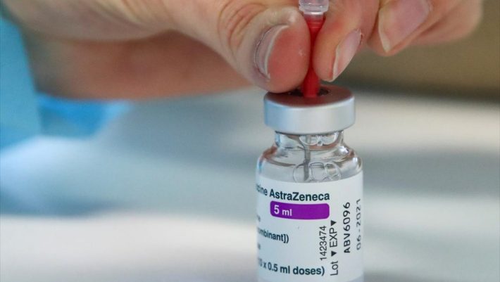 Τέρμα στα σενάρια: Αυτή είναι η αλήθεια για το εμβόλιο της AstraZeneca Τέρμα στα σενάρια: Αυτή είναι η αλήθεια για το εμβόλιο της AstraZeneca