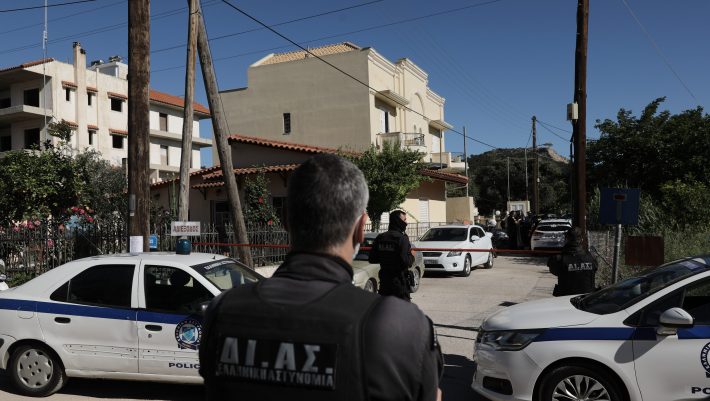 Έγκλημα στα Γλυκά Νερά: Εκεί στρέφονται οι έρευνες των αρχών Έγκλημα στα Γλυκά Νερά: Εκεί στρέφονται οι έρευνες των αρχών