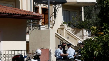 Γλυκά Νερά ραγδαίες εξελίξεις: «Έδεσαν» τους βασικούς ύποπτους οι αρχές Γλυκά Νερά ραγδαίες εξελίξεις: «Έδεσαν» τους βασικούς ύποπτους οι αρχές
