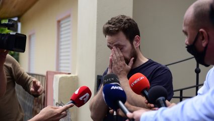«Υπόσχομαι να σας πω τα πάντα»: Γιατί ο πιλότος αθέτησε την υπόσχεση του στην Αγγελική Νικολούλη «Υπόσχομαι να σας πω τα πάντα»: Γιατί ο πιλότος αθέτησε την υπόσχεση του στην Αγγελική Νικολούλη