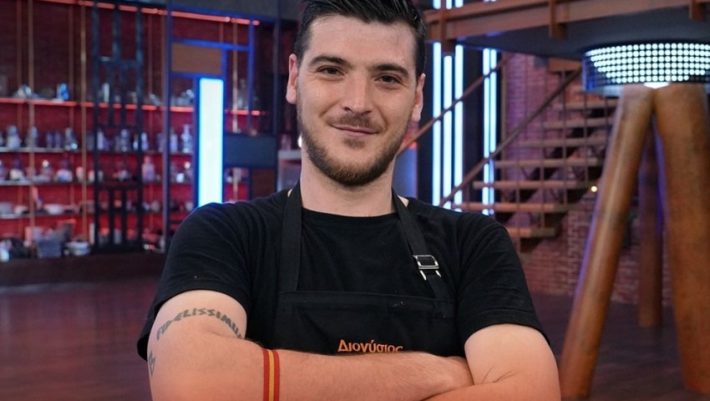 Σάλος με τον Διονύση του MasterChef: Έβριζε όσους σεφ έπαιρναν μέρος στο ριάλιτι του Star Σάλος με τον Διονύση του MasterChef: Έβριζε όσους σεφ έπαιρναν μέρος στο ριάλιτι του Star