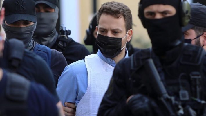 «Αυτά τα λέει η αστυνομία»: Διαψεύδει και δίνει νέα εκδοχή ο πιλότος «Αυτά τα λέει η αστυνομία»: Διαψεύδει και δίνει νέα εκδοχή ο πιλότος