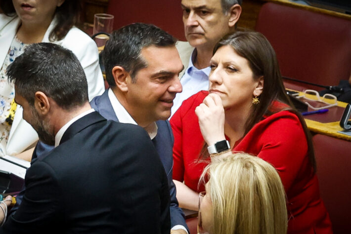 «Πάγωσε» η Βουλή: Δε θέλει να τον βλέπει ούτε ζωγραφιστό η Ζωή Κωνσταντοπούλου (Pics)