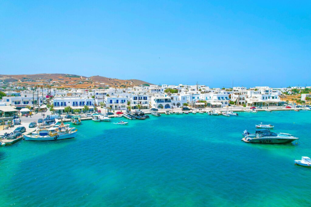 Sold out και τον Σεπτέμβριο: Το «αθόρυβο» νησί που βγήκε νο1 στον ελληνικό τουρισμό το 2023 και... έσβησε την Μύκονο