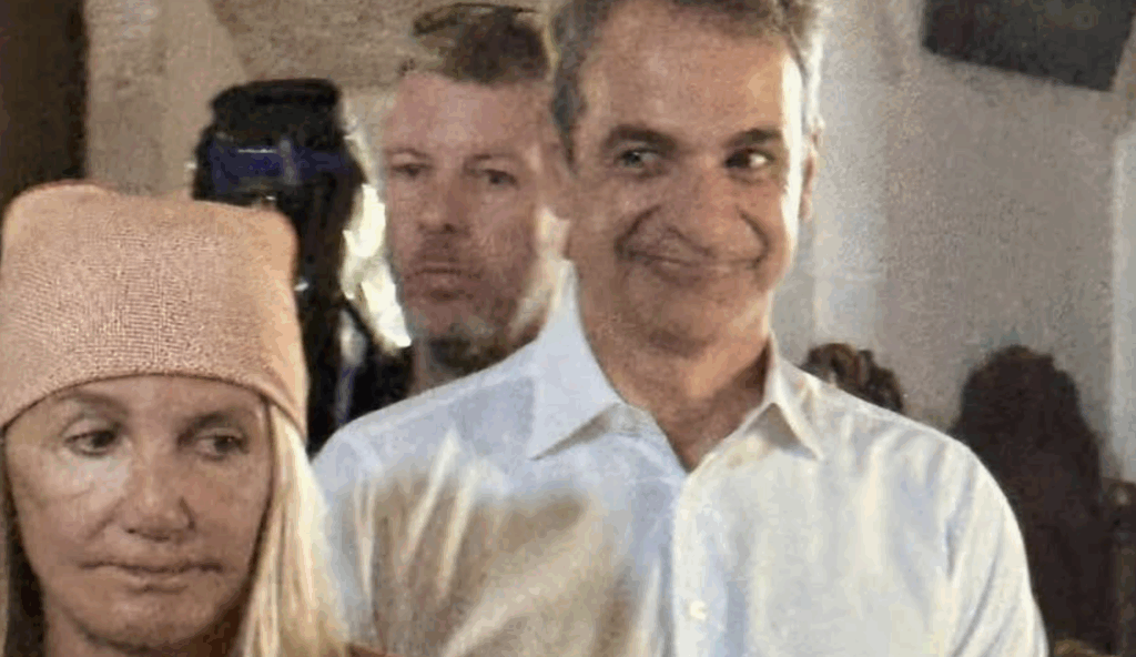 Με μια λέξη: Η Έλενα Ακρίτα «έσφαξε με το βαμβάκι» Μαρέβα-Κυριάκο και τα "ha-ha" έπεσαν βροχή (Pic)