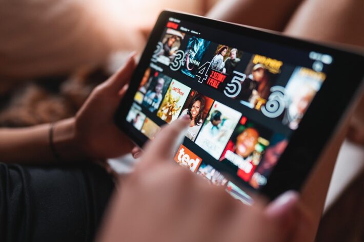 tablet-pixabay-netflix