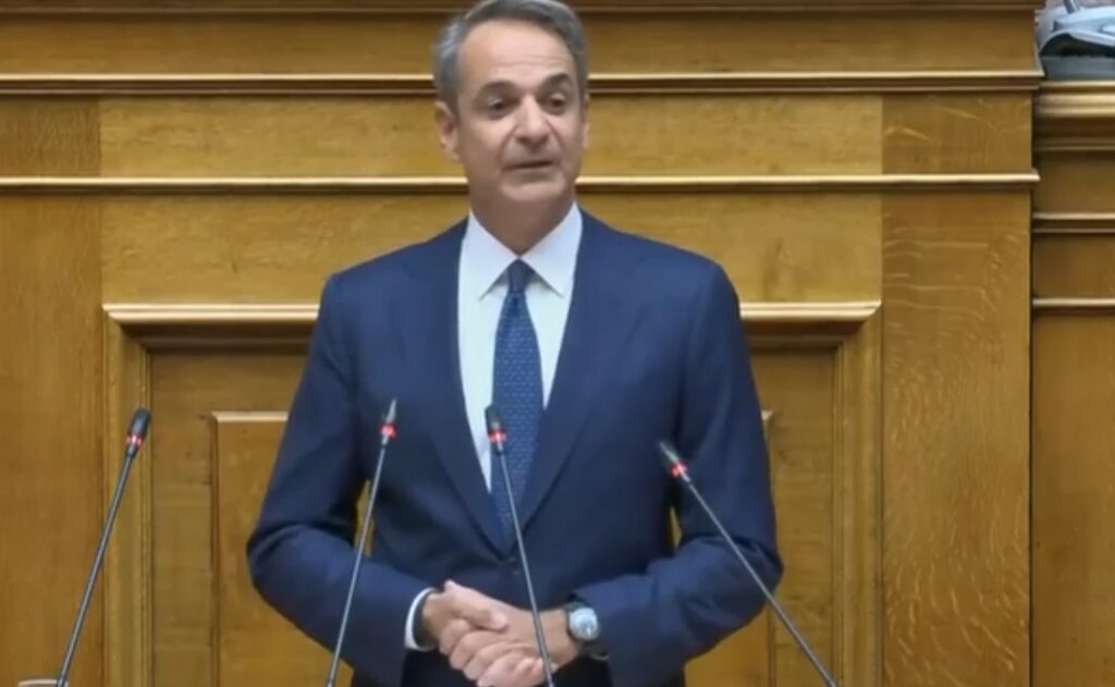Μητσοτάκης vs Αντιπολίτευση: «Καναπεδάτοι επαναστάτες», casus belli στην Τουρκία και καρφιά για Τσίπρα (vids)