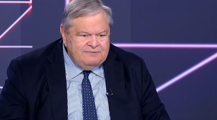 Επιστρέφει ο Βενιζέλος ή όχι; Το δίλημμα Ανδρουλάκη και ένα ψηφοδέλτιο που «καίει» - Το ΠΑΣΟΚ σε κρίσιμη στροφή (vids)