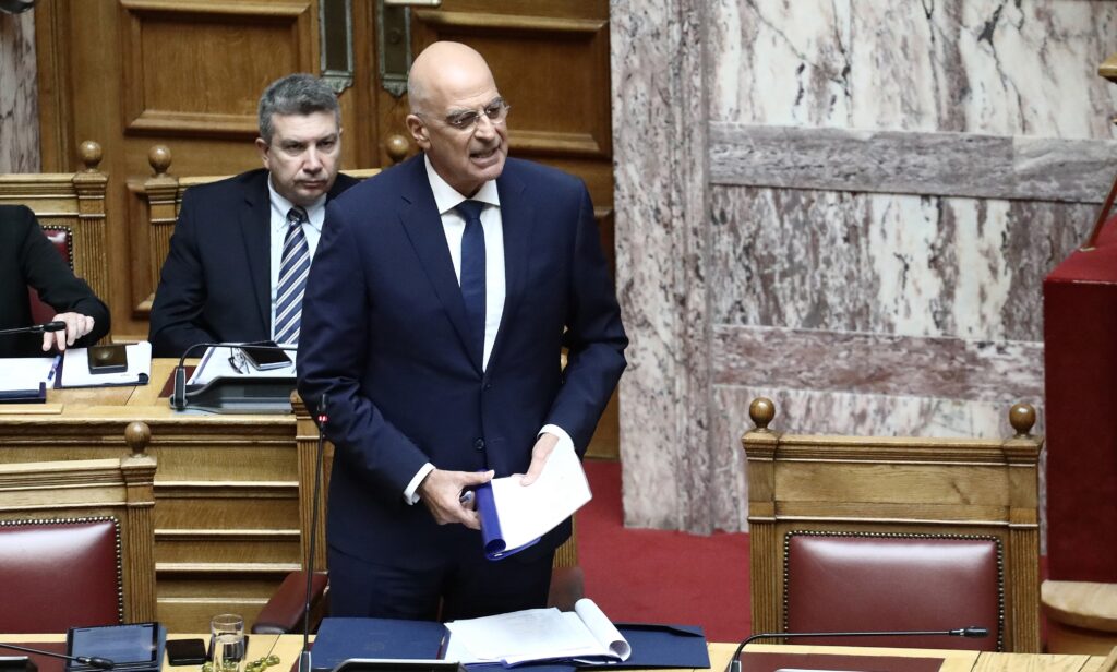 Σοβαρεύει το πράγμα με τον Δένδια Σοβαρεύει το πράγμα με τον Δένδια